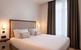 Le Lampika Hotel